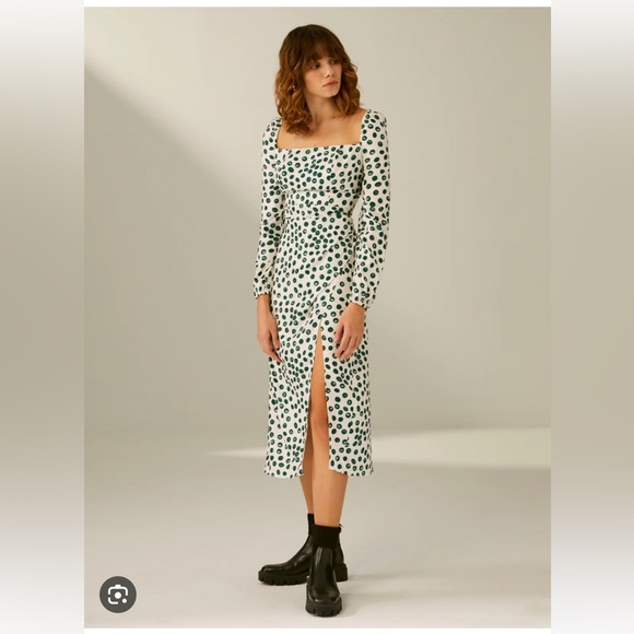Green polka dot midi dress with a slit - Picture 4 of 5